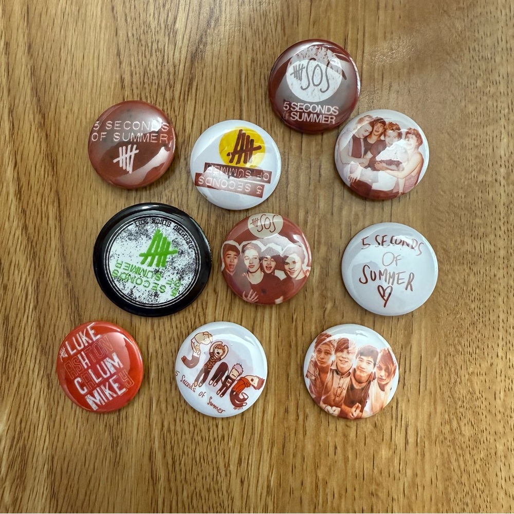 5 Seconds of Summer Band Button Set